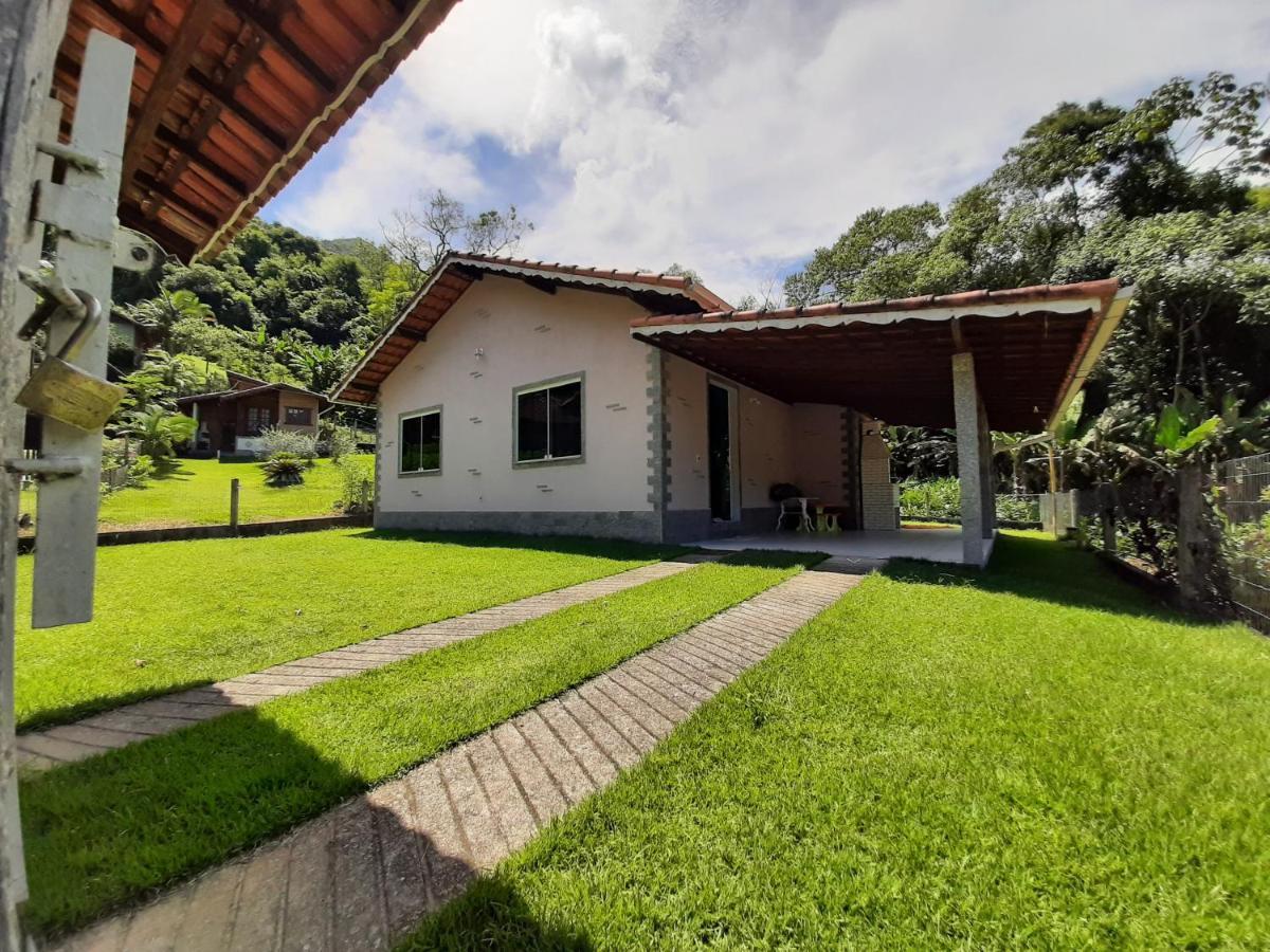 Casa Rosa Lumiar/cachoeira/roupas de cama e banho. Exterior foto